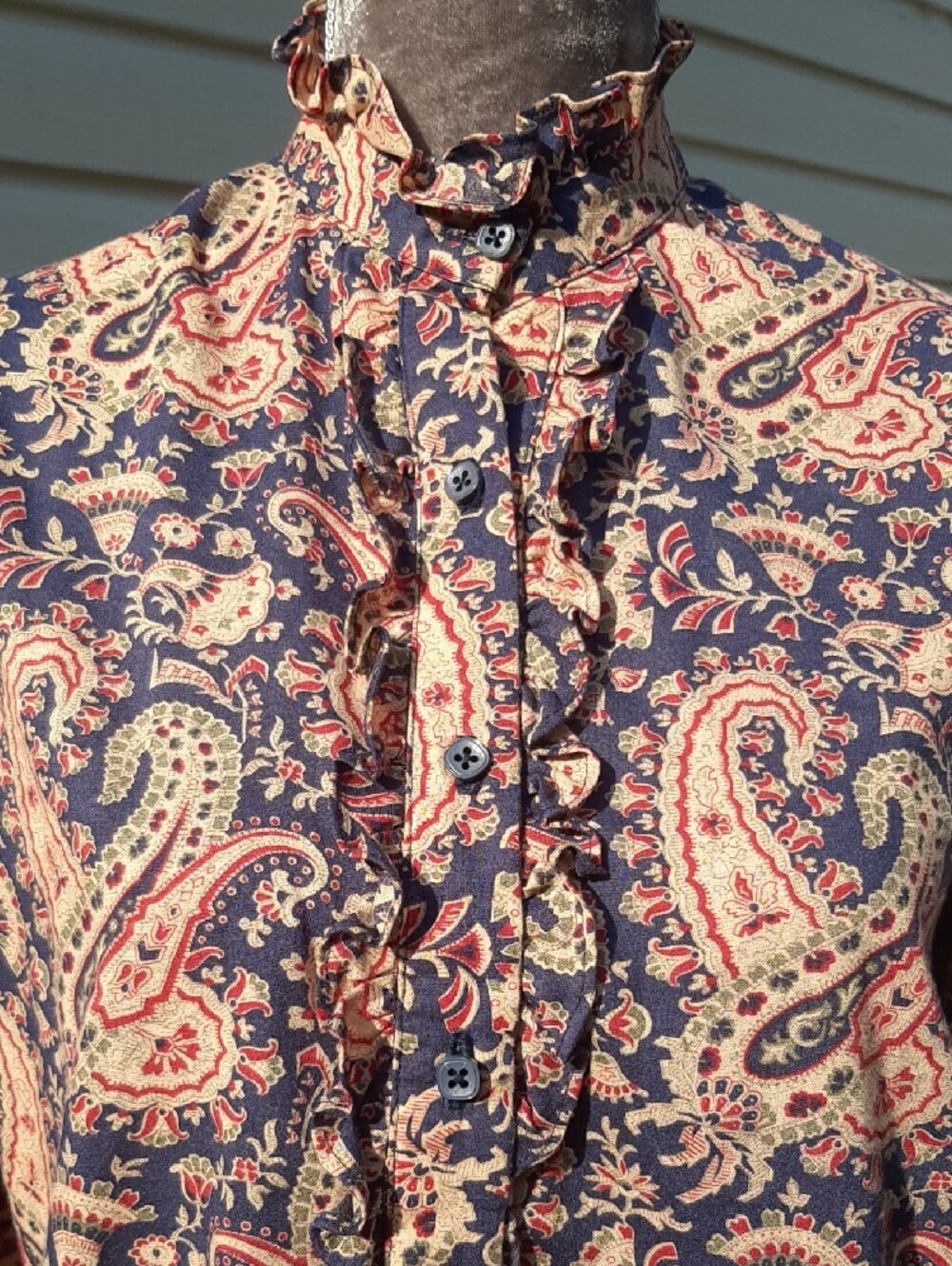 HAND-SEWN🧵70's STYLE Paisley High-Neck Blouse in Navy&Tan BUTTON-UP Fits M/L - Picture 4 of 10